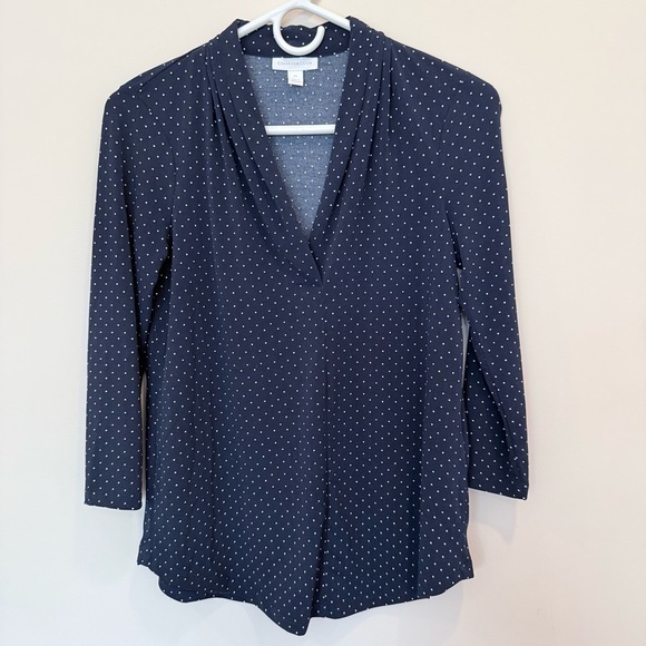 Charter Club Tops - Chárter Club Navy Polka Dot 3/4 Sleeve V-Neck Women's Top size Petite small
